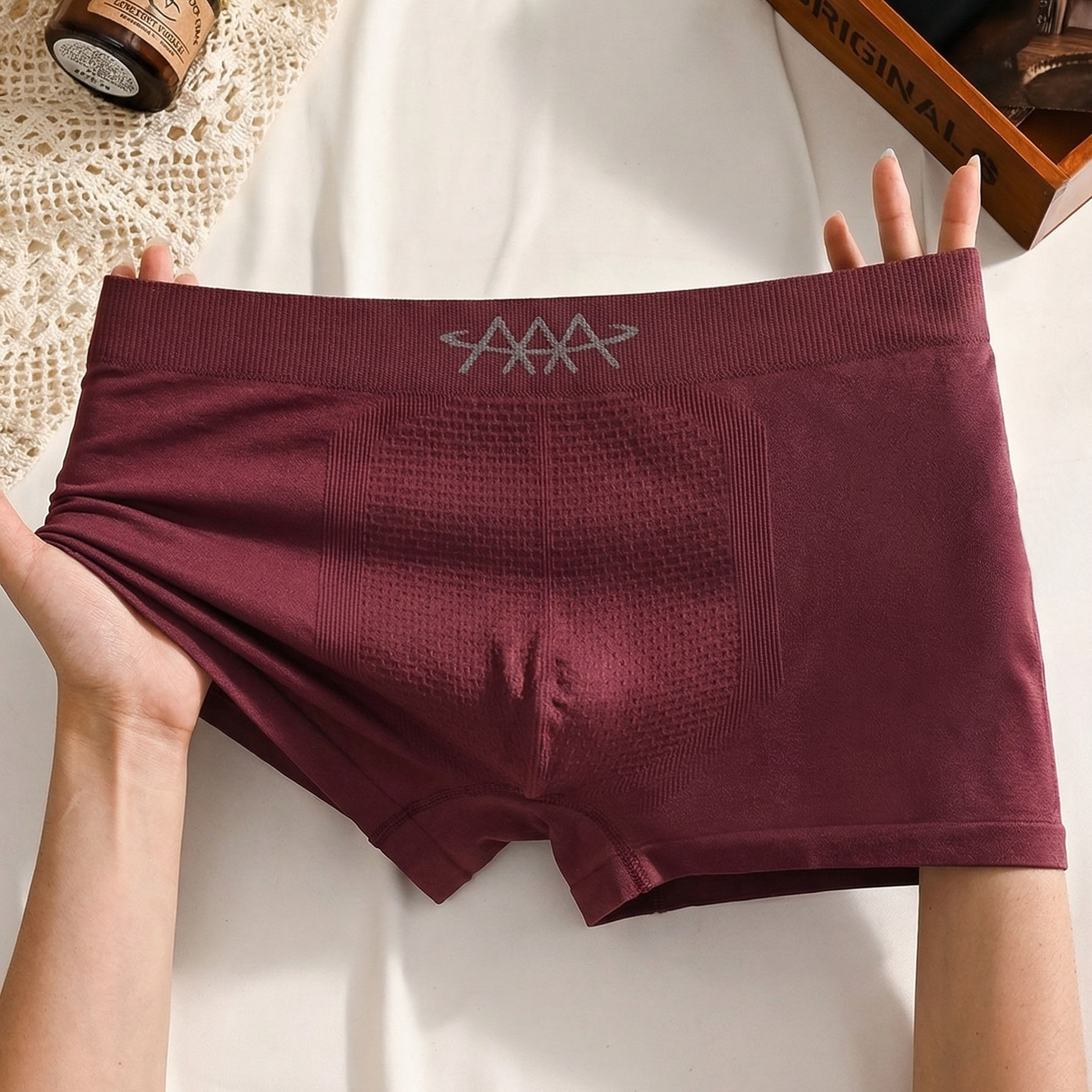 Boxer Shorts Modal - กางเกงในชายแบบไร้รอยต่อ ยืดหยุ่น กระชับ ระบายความชื้น ทรงบ็อกเซอร์ เนื้อผ้านุ่ม